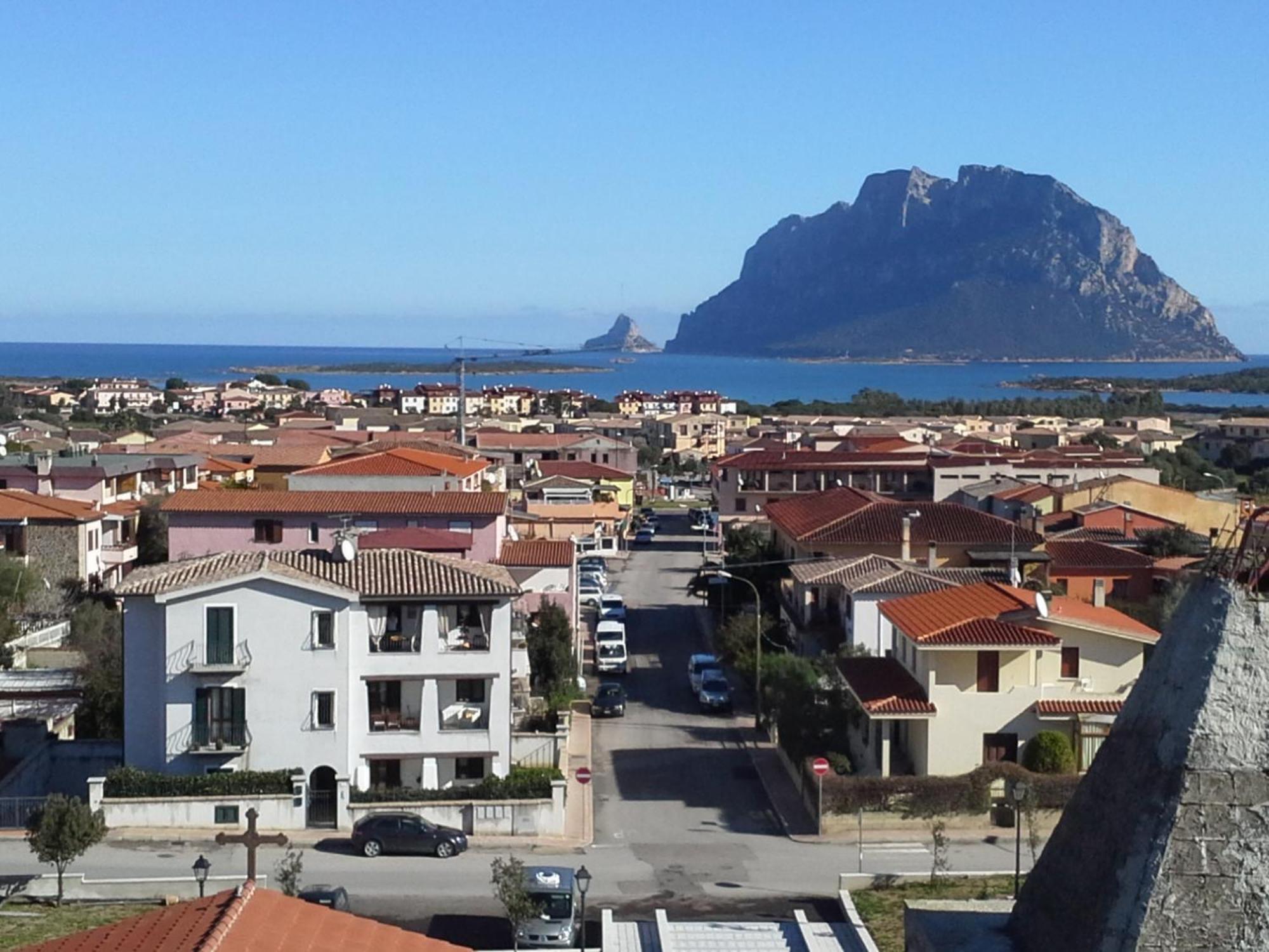 B&B Rotta Per Tavolara Porto San Paolo  Exterior photo