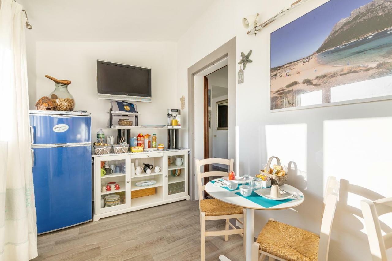 B&B Rotta Per Tavolara Porto San Paolo  Exterior photo